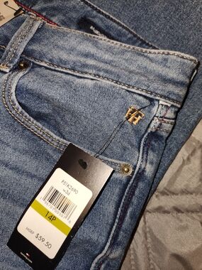 Tommy Hilfiger Women's Light Blue Straight Leg Jeans 14P